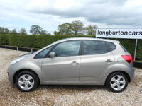 KIA VENGA