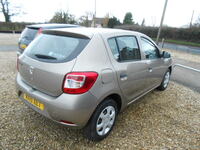 DACIA SANDERO